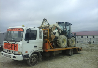 Грузовой эвакуатор для тракторов Грузовой эвакуатор для тракторов